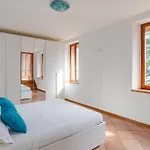 Apartment Maison Laghee-bright With Balcony, View!