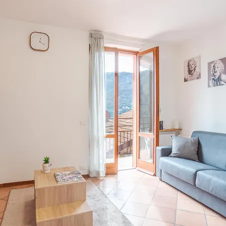 Maison Laghée-bright With Balcony, View! Appartement