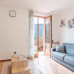 Maison Laghée-bright With Balcony, View! Appartamento